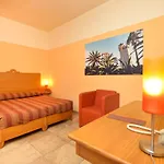 מלון Il Tabacchificio 4*